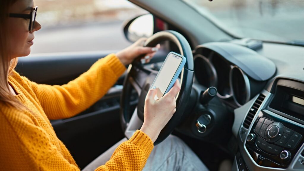 Distracted driving lawyers